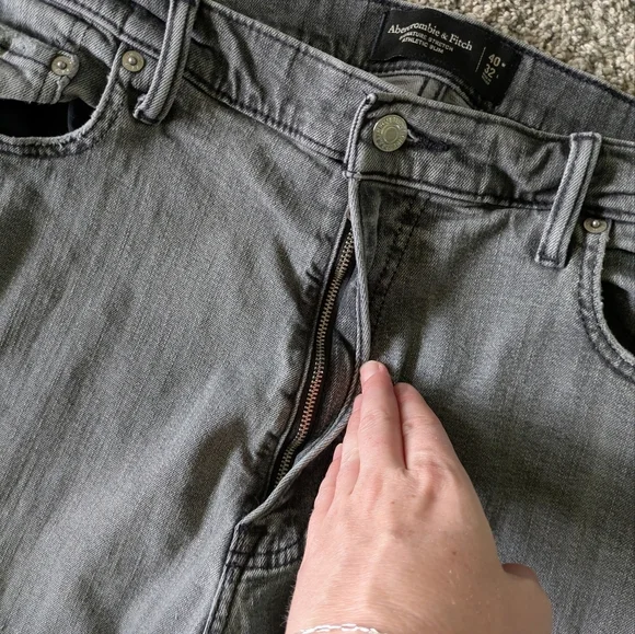 Abercrombie Athletic Slim Jeans - Picture 3 of 8